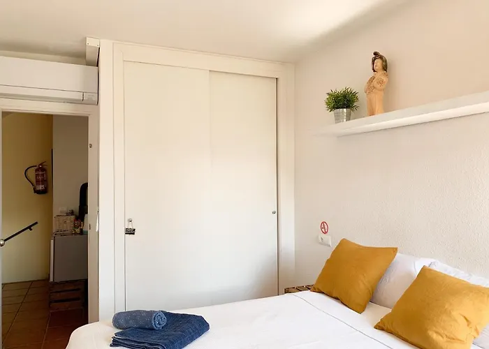 Habitacion Centrica Con Aire Acondicionado Bano Privado Nevera