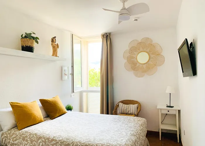 Habitacion Centrica Con Aire Acondicionado Bano Privado Nevera